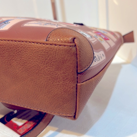 NWT BettyBoop Map Shoulder Bag with Lipstick Mirror & Bicycle/Eiffel Tower Chain - Picture 10 of 11